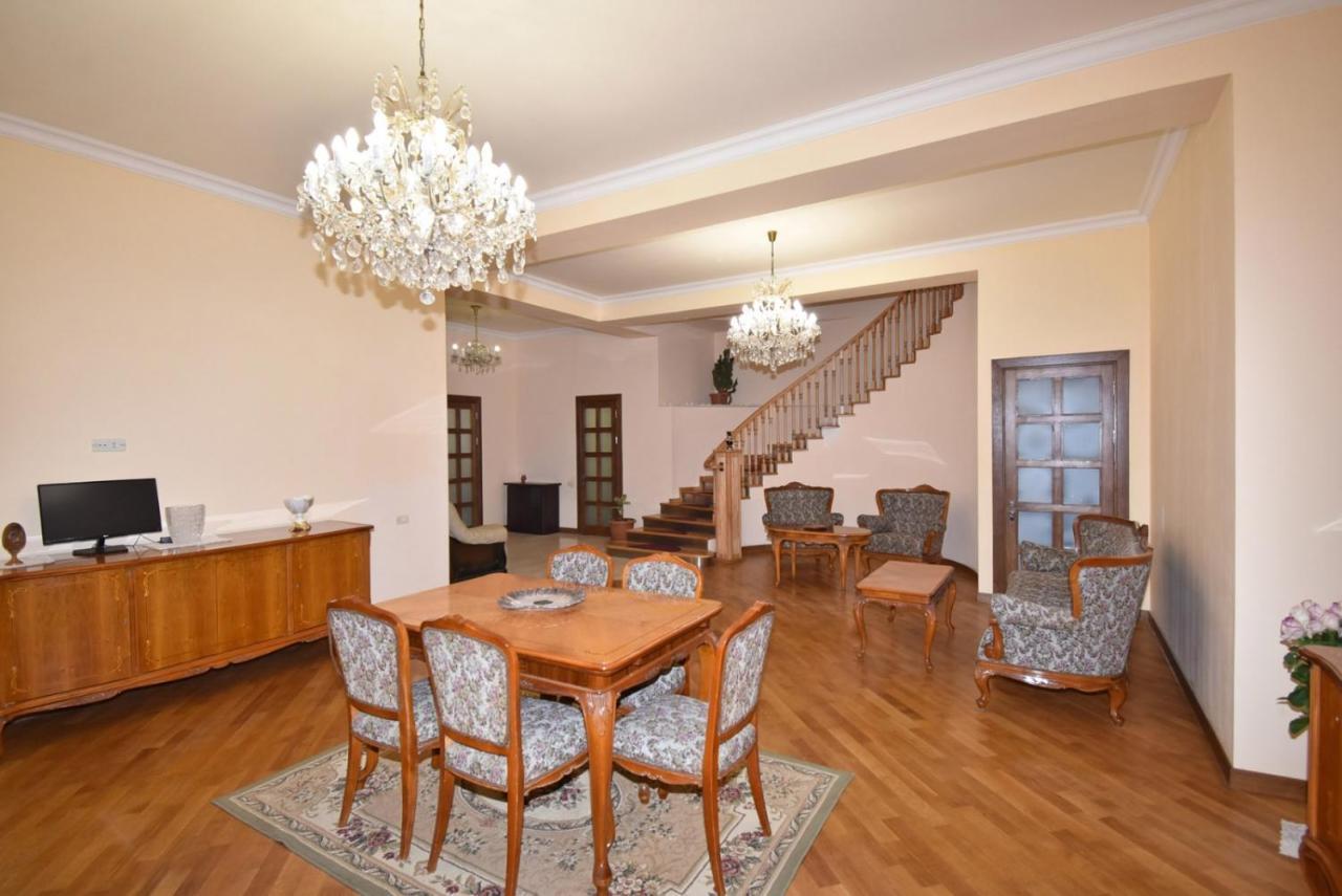 יירבאן Homestay At City Center מראה חיצוני תמונה